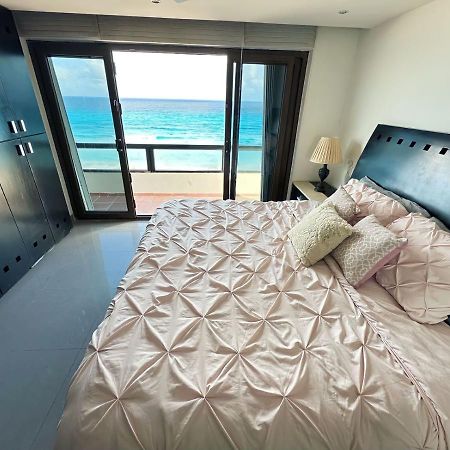 Amazing Beachfront Apartment Cancún Eksteriør billede
