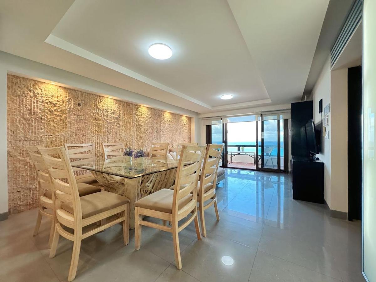 Amazing Beachfront Apartment Cancún Eksteriør billede